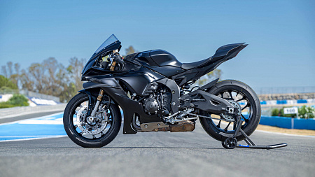 Мотоцикл Yamaha R1 Race